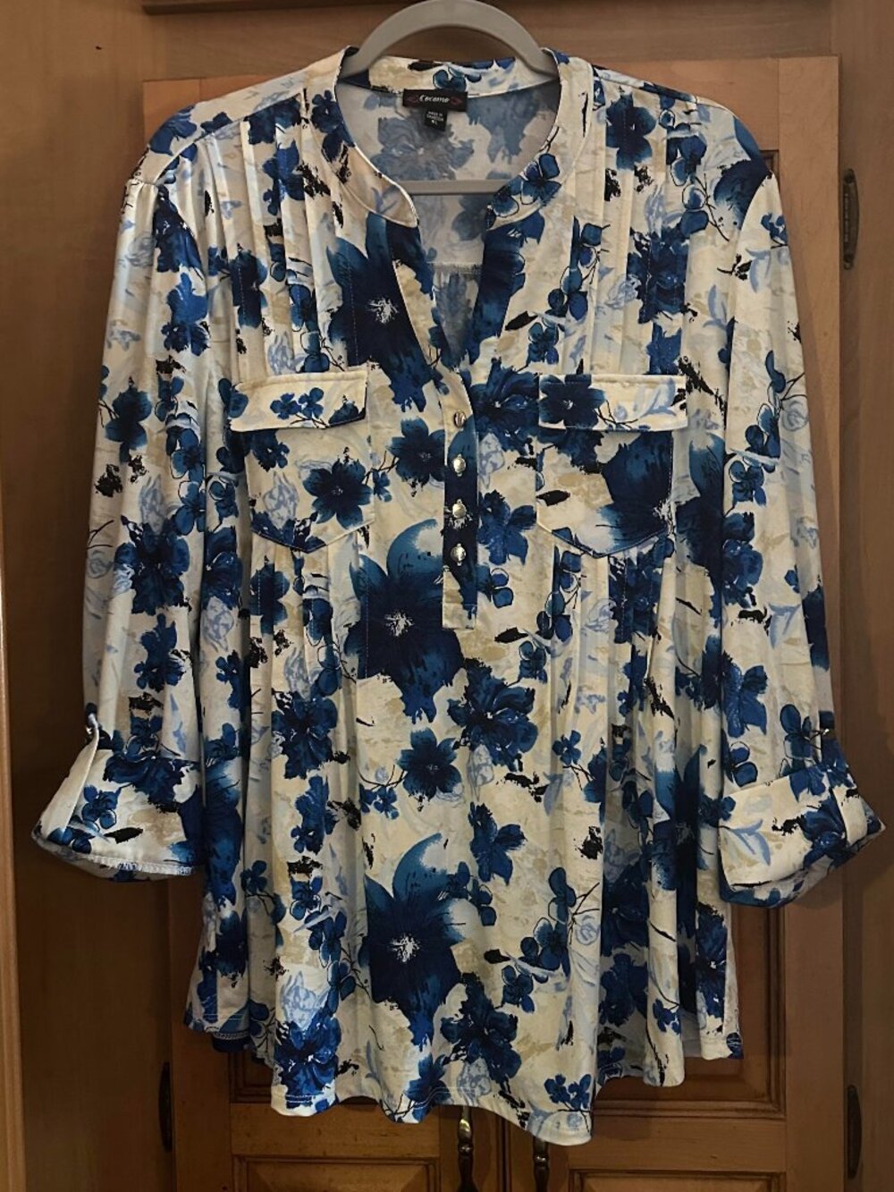 Cocomo Blue/White Pleated Floral Top XL